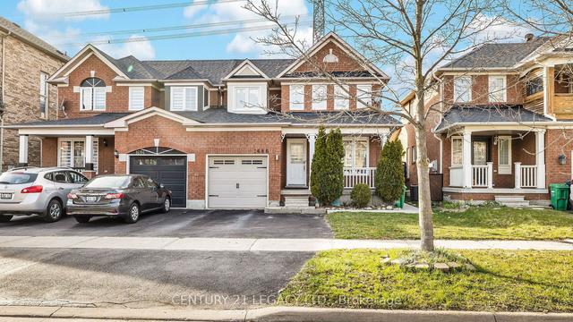 1686 Samuelson Circ, House semidetached with 3 bedrooms, 3 bathrooms and 4 parking in Mississauga ON | Image 1