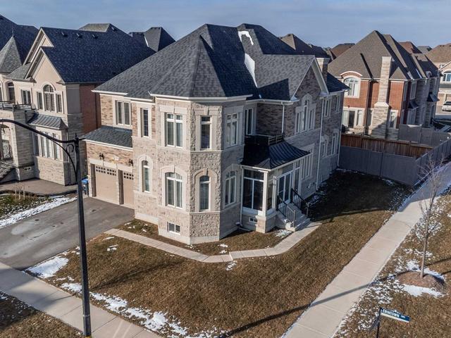 38 Gordon Randle Dr, House detached with 5 bedrooms, 5 bathrooms and 7 parking in Brampton ON | Image 1