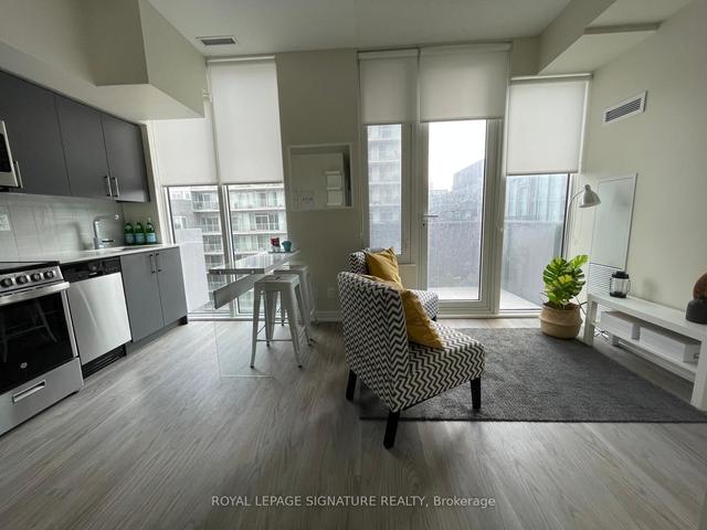 729 - 38 Monte Kwinter Crt, Condo with 1 bedrooms, 1 bathrooms and 0 parking in Toronto ON | Image 5