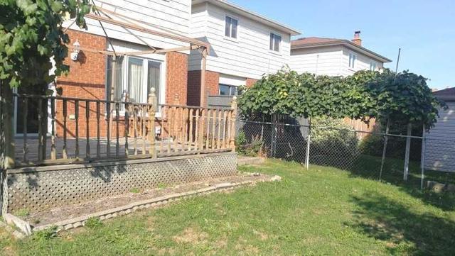 66 Martindale Cres, House detached with 3 bedrooms, 3 bathrooms and 6 parking in Brampton ON | Image 11