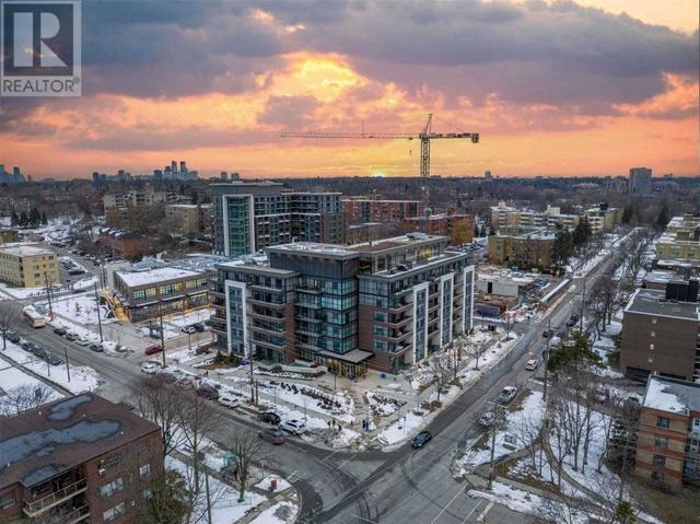 512 - 1 Neighbourhood Lane, Condo with 2 bedrooms, 2 bathrooms and 1 parking in Toronto ON | Image 11