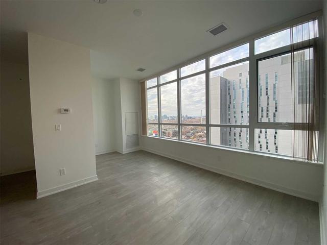uph05 - 181 Huron St, Condo with 1 bedrooms, 1 bathrooms and 0 parking in Toronto ON | Image 4