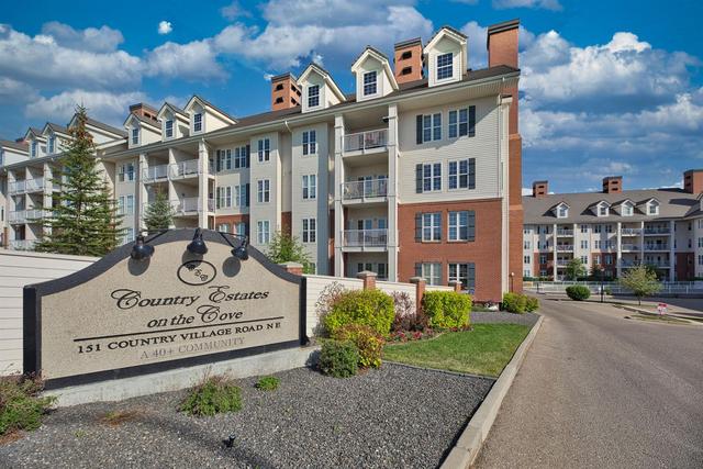 2264 - 151 Country Village Road Ne, Condo with 1 bedrooms, 1 bathrooms and 1 parking in Calgary AB | Image 2