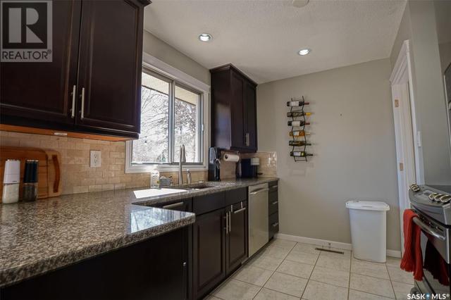 929 East Centre, House detached with 4 bedrooms, 2 bathrooms and null parking in Saskatoon SK | Image 16