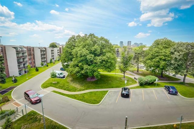 503 - 30 Fashion Roseway, Condo with 2 bedrooms, 1 bathrooms and 1 parking in Toronto ON | Image 10