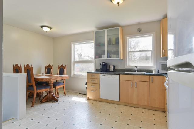 114 7th Avenue, House detached with 3 bedrooms, 2 bathrooms and 2 parking in Hanna AB | Image 9