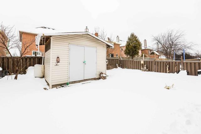 41 Lockwood Rd, House detached with 3 bedrooms, 3 bathrooms and 6 parking in Brampton ON | Image 35