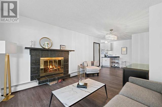 202, - 2114 17 Street Sw, Condo with 1 bedrooms, 1 bathrooms and 1 parking in Calgary AB | Image 3