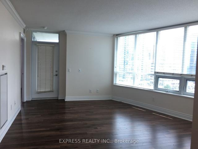 820 - 25 Greenview Ave, Condo with 2 bedrooms, 2 bathrooms and 1 parking in Toronto ON | Image 2