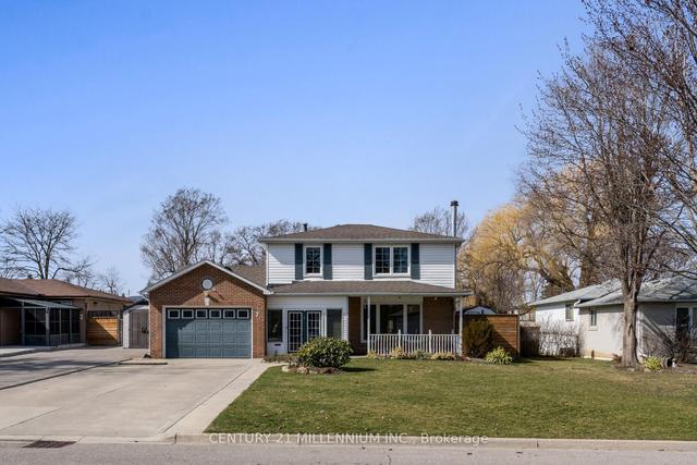 7 Deloraine Dr, House detached with 4 bedrooms, 2 bathrooms and 7 parking in Brampton ON | Image 12