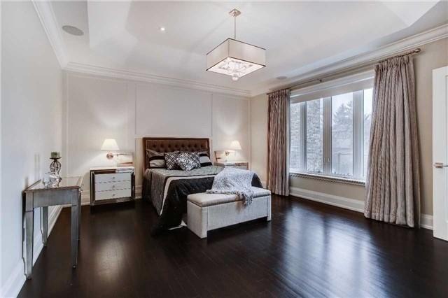 48 Sprucewood Dr, House detached with 4 bedrooms, 6 bathrooms and 6 parking in Markham ON | Image 2