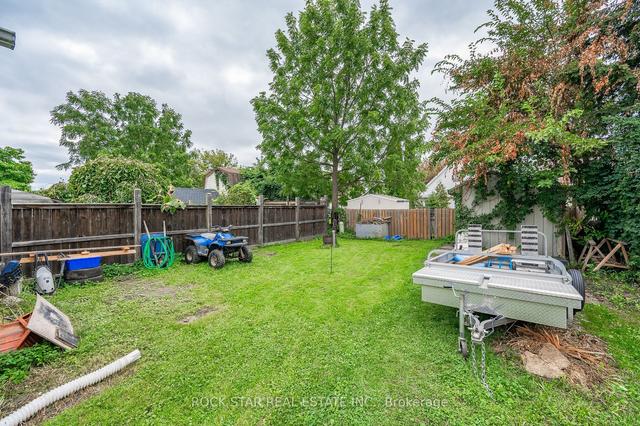 53 Kinsey St, House detached with 3 bedrooms, 2 bathrooms and 4 parking in St. Catharines ON | Image 26