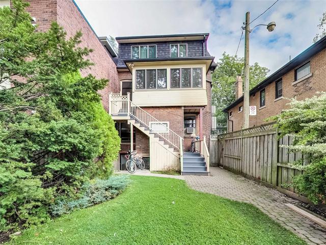 upper - 20 Kendal Ave, House semidetached with 2 bedrooms, 3 bathrooms and 1 parking in Toronto ON | Image 9