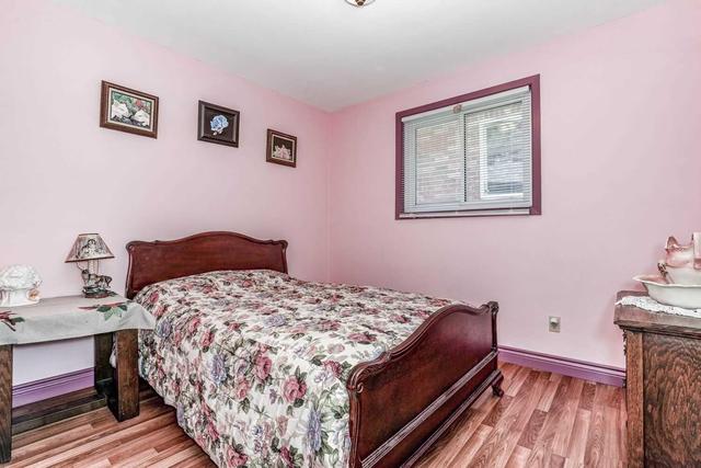384 Rossland Rd E, House detached with 3 bedrooms, 2 bathrooms and 6 parking in Oshawa ON | Image 13