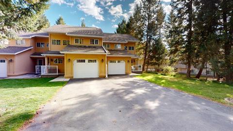 2 - 4850 Mckay Street, House attached with 3 bedrooms, 2 bathrooms and null parking in Radium Hot Springs BC | Card Image