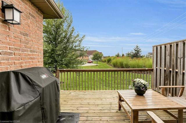 23 - 1800 Sumac Way, House attached with 4 bedrooms, 3 bathrooms and 4 parking in London ON | Image 12