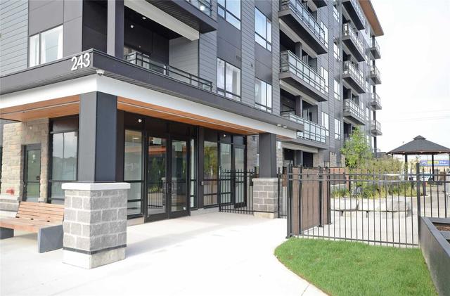 211 - 243 Northfield Dr E, Condo with 2 bedrooms, 2 bathrooms and 1 parking in Waterloo ON | Image 1