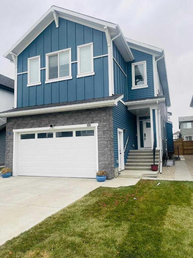 42 Seton Common Se, House detached with 6 bedrooms, 4 bathrooms and 4 parking in Calgary AB | Image 2