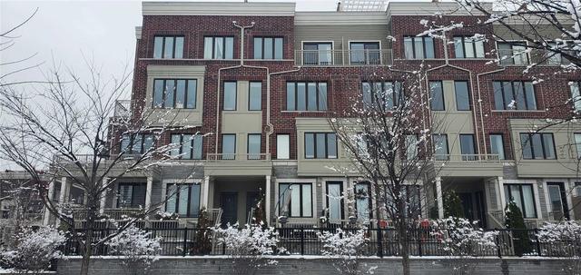 30 - 115 Long Branch Ave, Townhouse with 2 bedrooms, 3 bathrooms and 1 parking in Toronto ON | Image 1