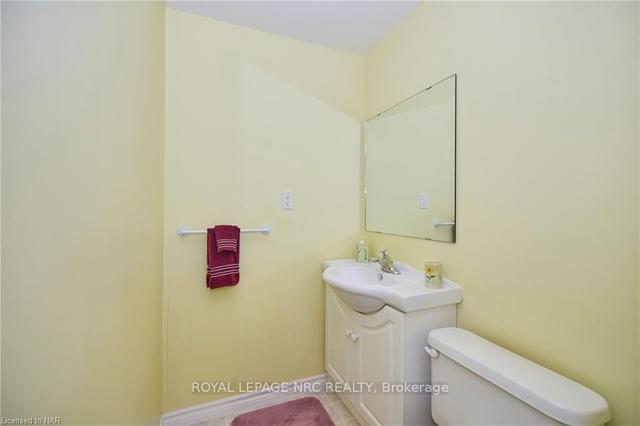 24 - 5595 Drummond Rd, Townhouse with 2 bedrooms, 4 bathrooms and 2 parking in Niagara Falls ON | Image 11