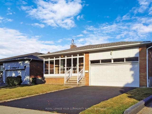 10 Westwynd Crt, House detached with 3 bedrooms, 3 bathrooms and 4 parking in Toronto ON | Image 1
