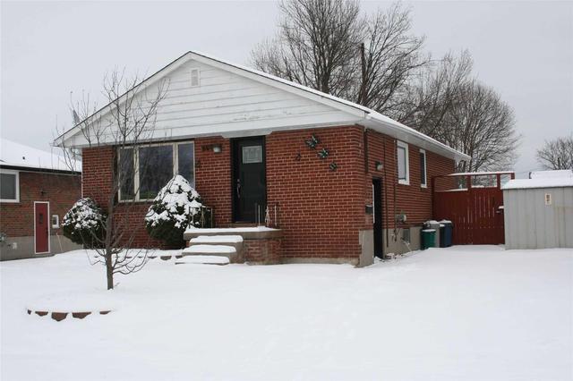 265 Sharbot St, House detached with 3 bedrooms, 2 bathrooms and 4 parking in Oshawa ON | Image 1