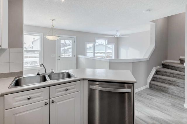 445 Taradale Drive Ne, House detached with 3 bedrooms, 2 bathrooms and 2 parking in Calgary AB | Image 11