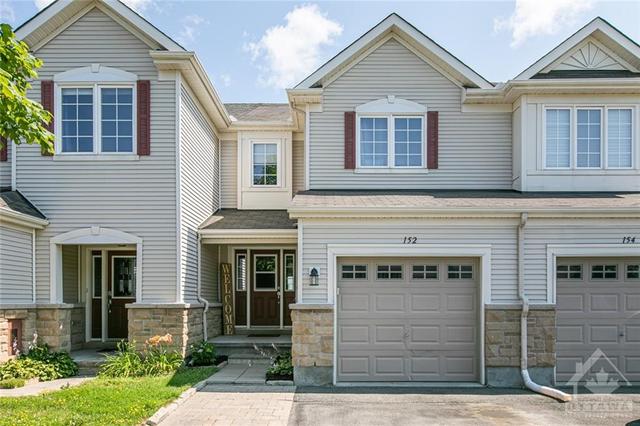 152 Cedardown Private, Townhouse with 3 bedrooms, 3 bathrooms and 2 parking in Ottawa ON | Image 1
