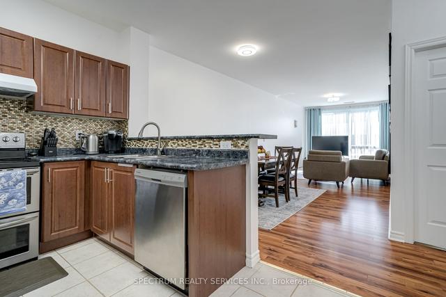 218 - 10 Gateway Blvd, Condo with 2 bedrooms, 2 bathrooms and 1 parking in Toronto ON | Image 33