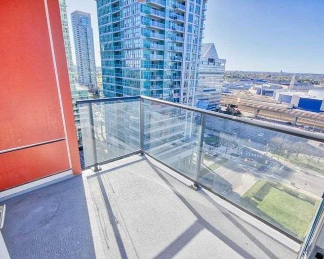 1711 - 25 Town Centre Crt, Condo with 1 bedrooms, 1 bathrooms and 0 parking in Toronto ON | Image 7