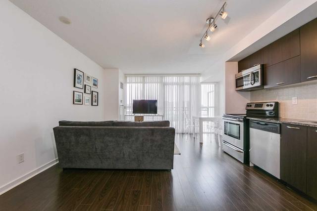 712 - 38 Joe Shuster Way, Condo with 1 bedrooms, 1 bathrooms and 0 parking in Toronto ON | Image 11