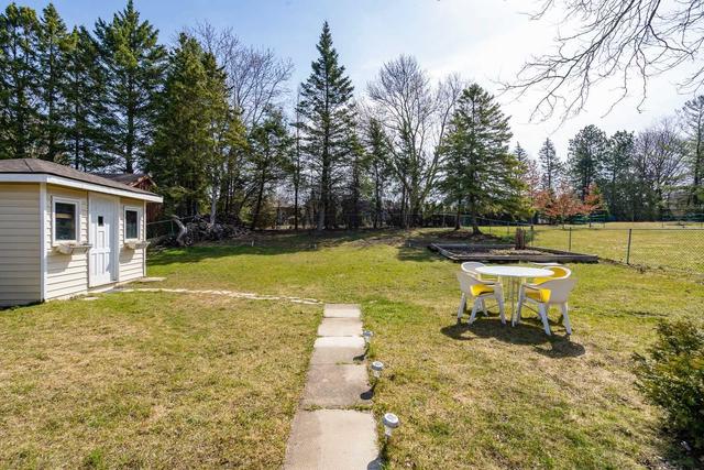 60 Thorndale Dr, House detached with 3 bedrooms, 2 bathrooms and 3 parking in Waterloo ON | Image 28