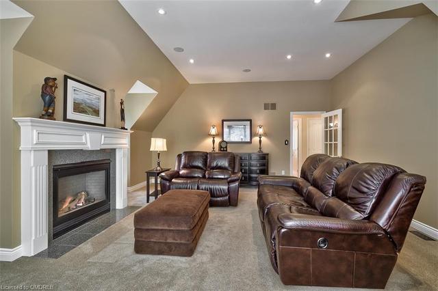 197 Forestwood Drive, House detached with 6 bedrooms, 3 bathrooms and 10 parking in Oakville ON | Image 28