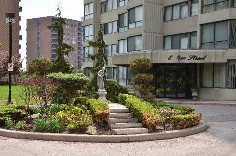 802 - 8 Lisa St, Condo with 2 bedrooms, 2 bathrooms and 1 parking in Brampton ON | Image 3