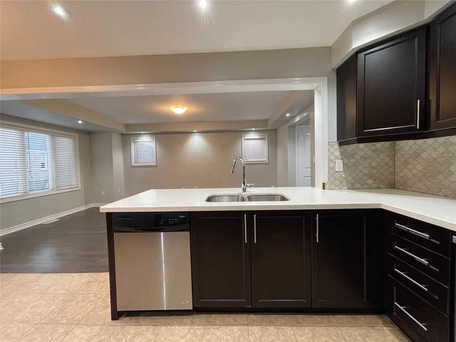 1576 Gainer Cres, House attached with 3 bedrooms, 3 bathrooms and 2 parking in Milton ON | Image 9