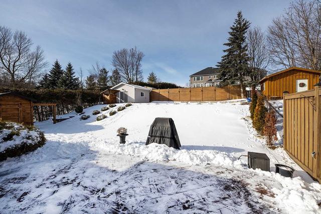 1365 White Cres, House detached with 2 bedrooms, 3 bathrooms and 8 parking in Peterborough ON | Image 26