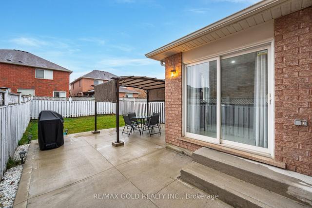 74 Herdwick St, House semidetached with 3 bedrooms, 4 bathrooms and 3 parking in Brampton ON | Image 30
