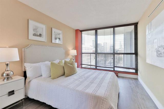603 - 188 Spadina Ave, Condo with 3 bedrooms, 2 bathrooms and 1 parking in Toronto ON | Image 14