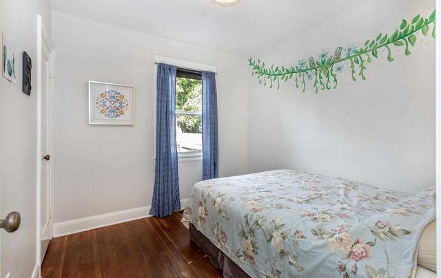 13 Hess St N, House detached with 2 bedrooms, 2 bathrooms and 2 parking in Hamilton ON | Image 5