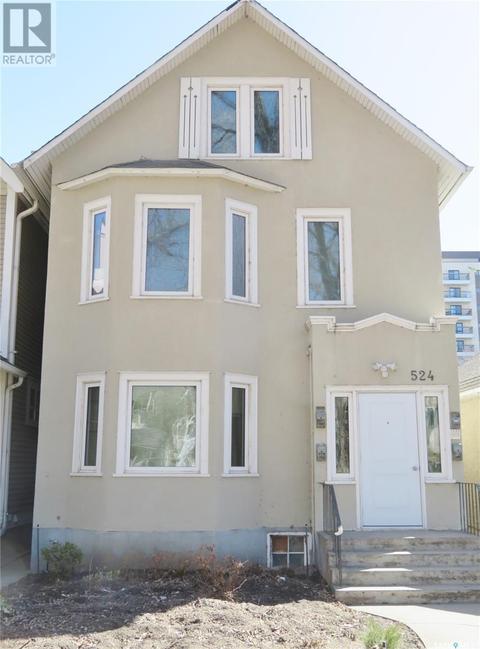 524 4th Avenue N, House detached with 5 bedrooms, 4 bathrooms and null parking in Saskatoon SK | Card Image