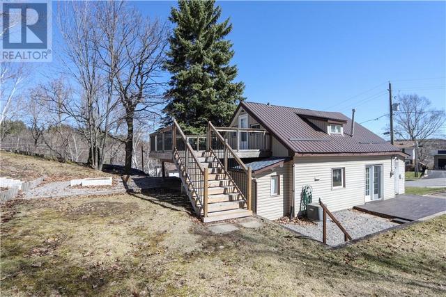 283 Brebeuf, House detached with 3 bedrooms, 2 bathrooms and null parking in Greater Sudbury ON | Image 36