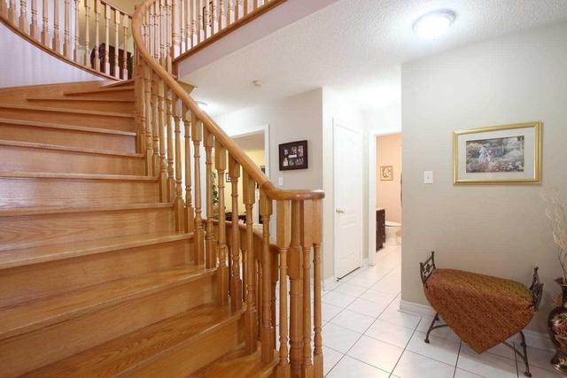 81 Springtown Tr, House detached with 4 bedrooms, 4 bathrooms and 4 parking in Brampton ON | Image 9