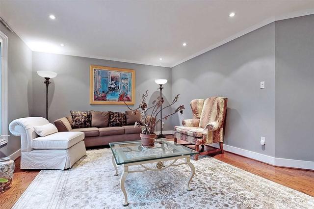 108 Glenarden Cres, House detached with 4 bedrooms, 7 bathrooms and 11 parking in Richmond Hill ON | Image 40