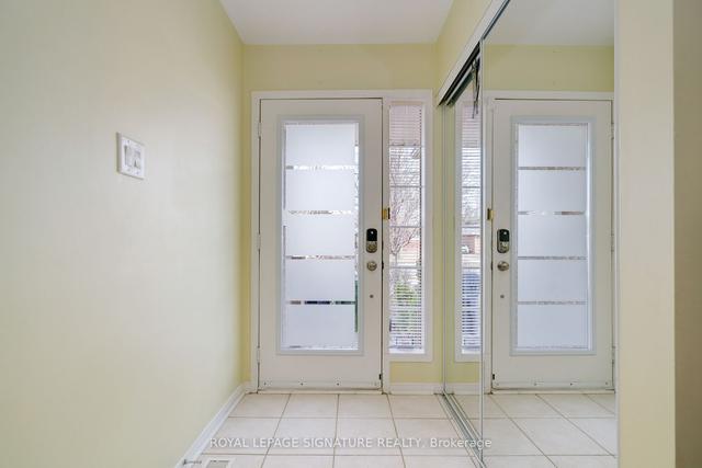 41 Sloane Ave, House attached with 3 bedrooms, 3 bathrooms and 3 parking in Toronto ON | Image 28