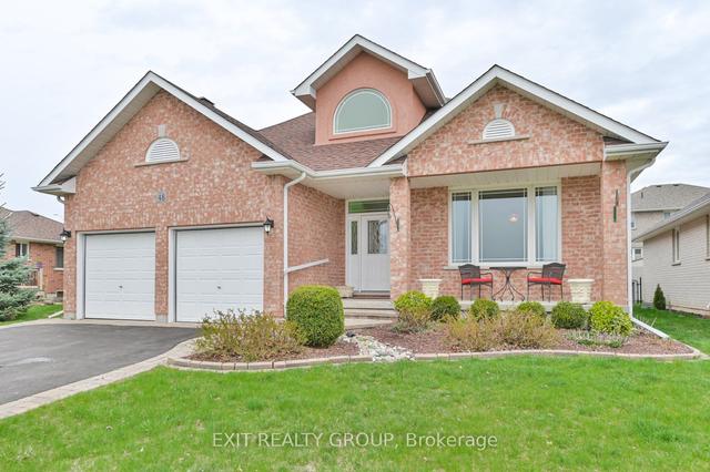 48 Simcoe Dr, House detached with 3 bedrooms, 2 bathrooms and 6 parking in Belleville ON | Image 1