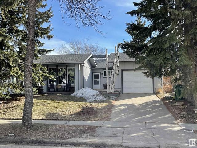 101 Larose Dr, House detached with 3 bedrooms, 2 bathrooms and 2 parking in St. Albert AB | Card Image