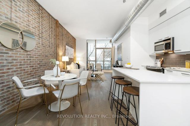 316 - 510 King St E, Condo with 2 bedrooms, 2 bathrooms and 1 parking in Toronto ON | Image 4