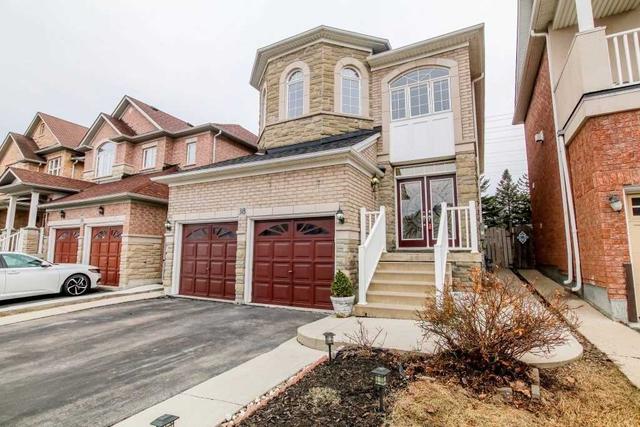 38 Village Lake Cres, House detached with 4 bedrooms, 4 bathrooms and 4 parking in Brampton ON | Image 12