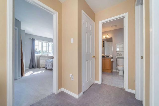 331 Pettigrew Tr, House semidetached with 3 bedrooms, 3 bathrooms and 2 parking in Milton ON | Image 10