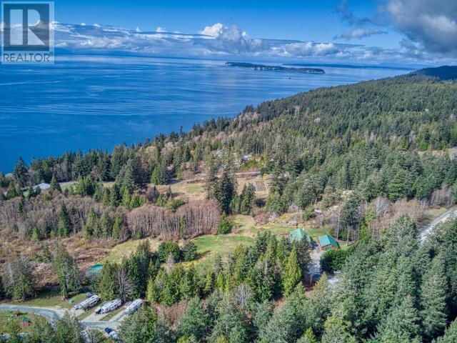 3749+lot A Highway 101, House detached with 5 bedrooms, 3 bathrooms and 2 parking in Powell River A BC | Image 6